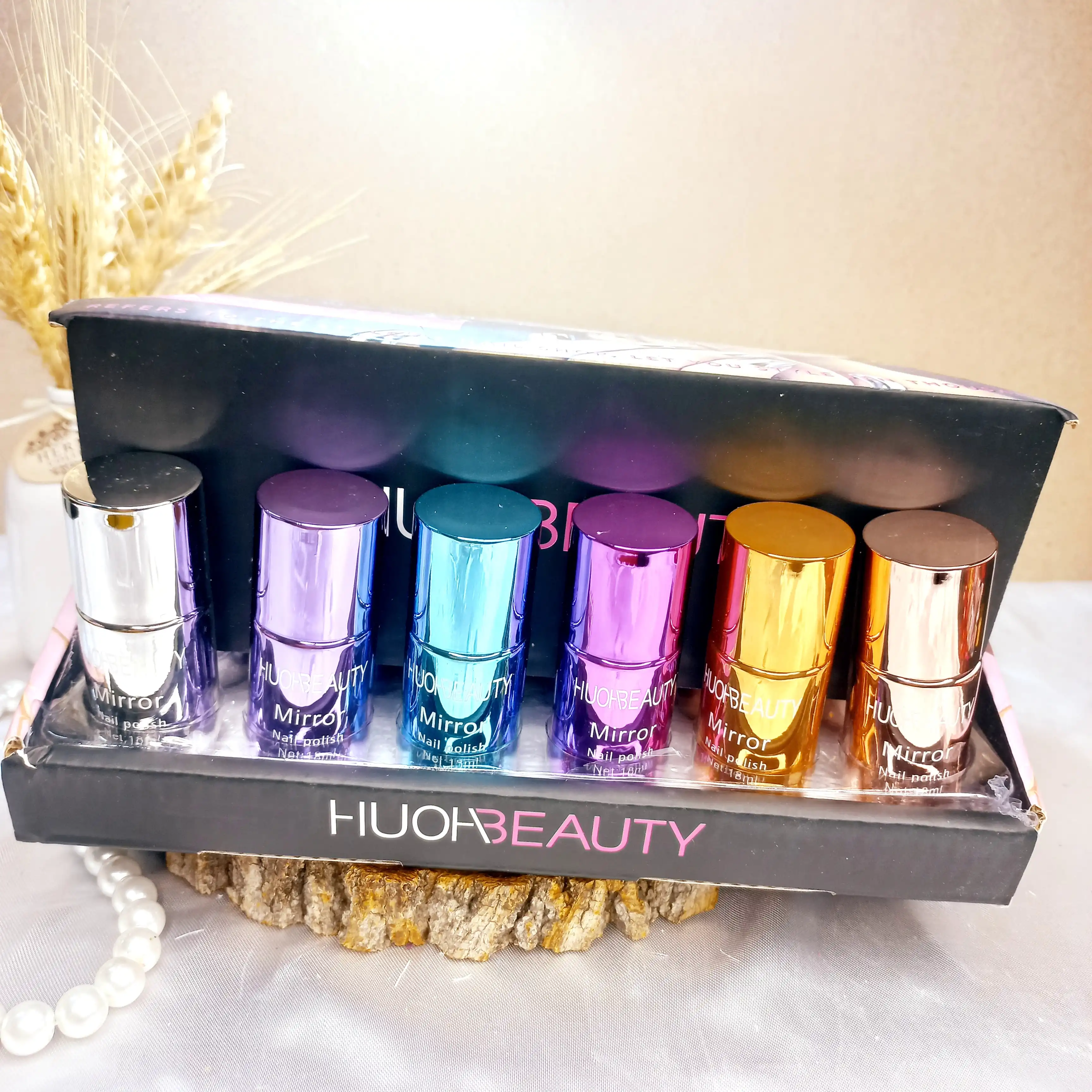 لاک آینه ای هدی بیوتی کد 2888 Huda Beauty | پخش عمده