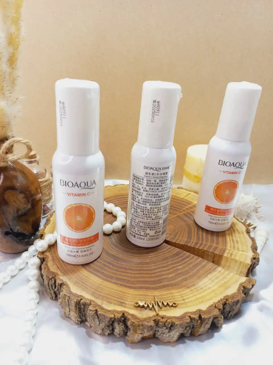 اسپری مرطوب کننده صورت حاوی ویتامین c حجم 100 میل بیوآکوا BIOAQUA کد BQY79256