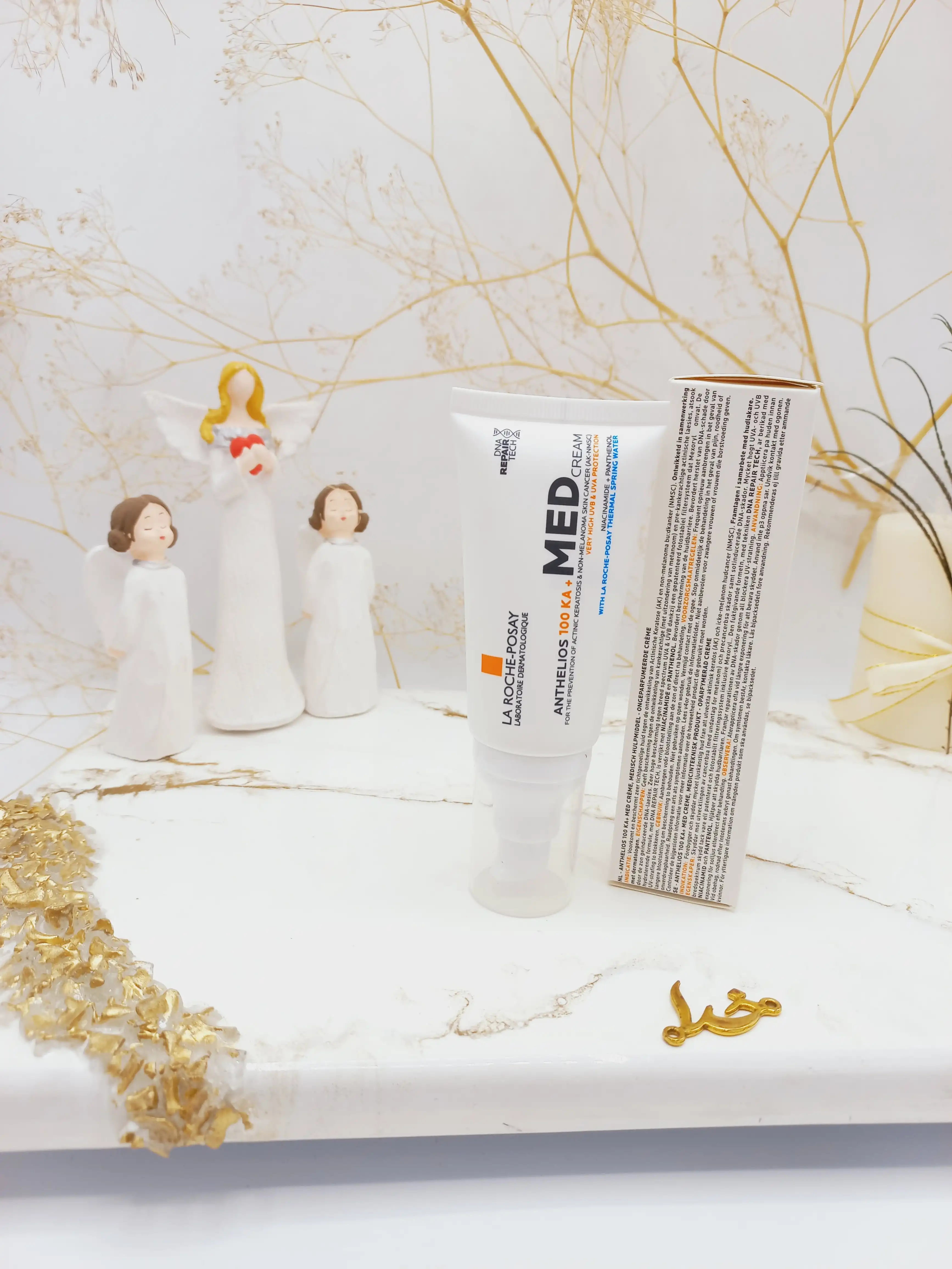 کرم ضد آفتاب محافظت بالا اشعه بی رنگ La Roche Posay Anthelios  کد 8181