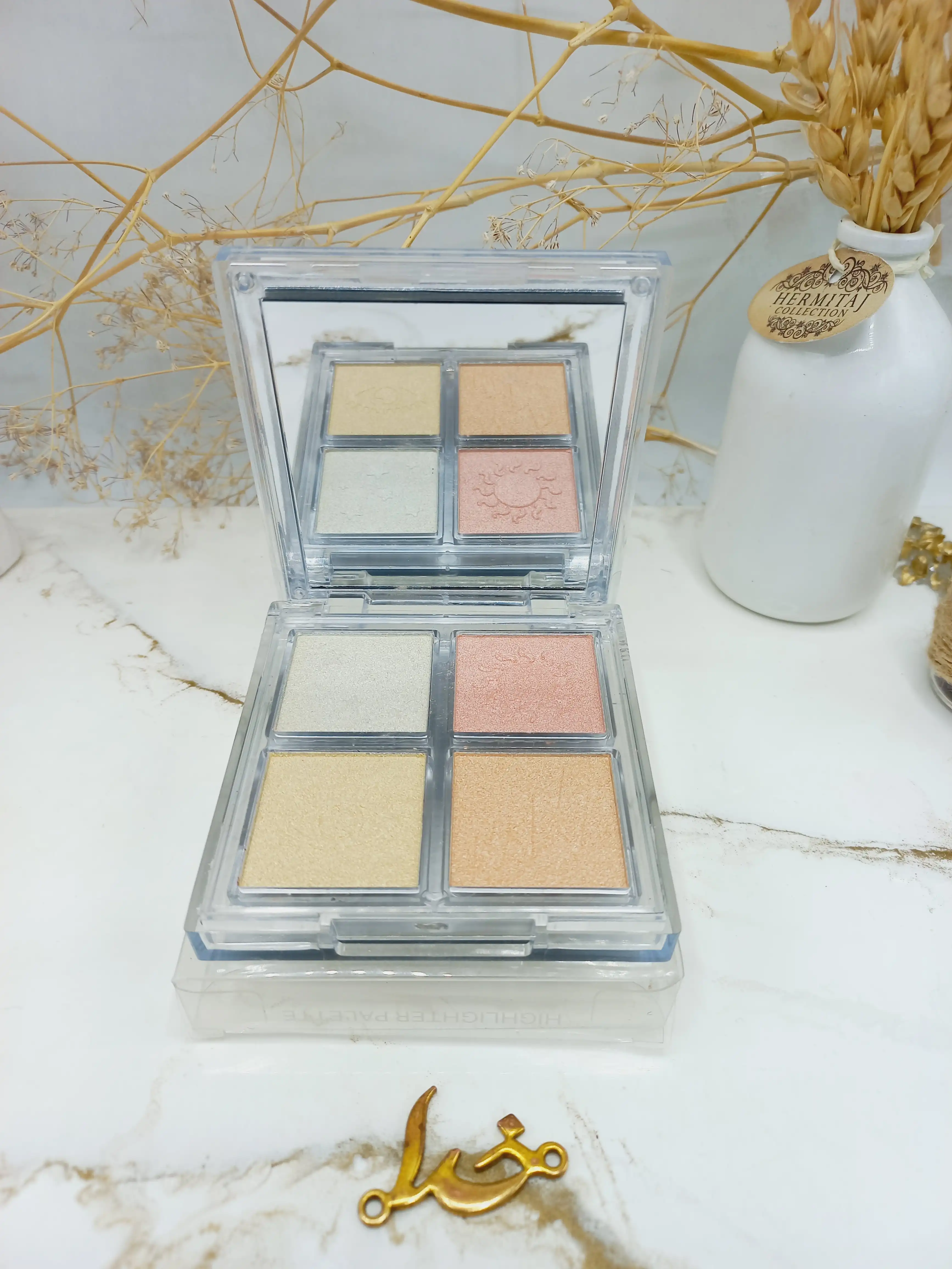 پالت هایلایتر 4 رنگ نود برند هدی بیوتی HUDA BEAUTY کد H73013