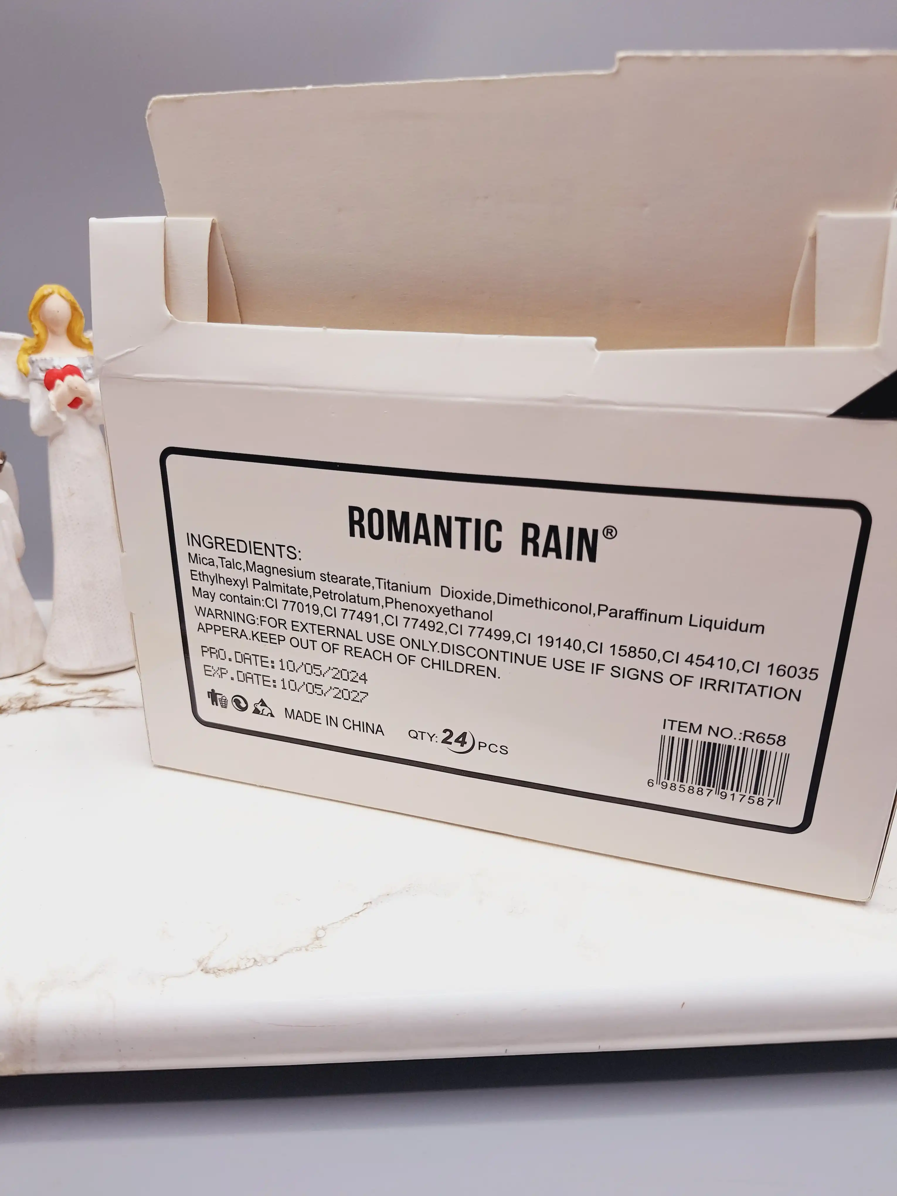 رژ مایع کوشنی فوق العاده با کیفیت و مخملی برند ROMANTIC RAIN کد NO:R658