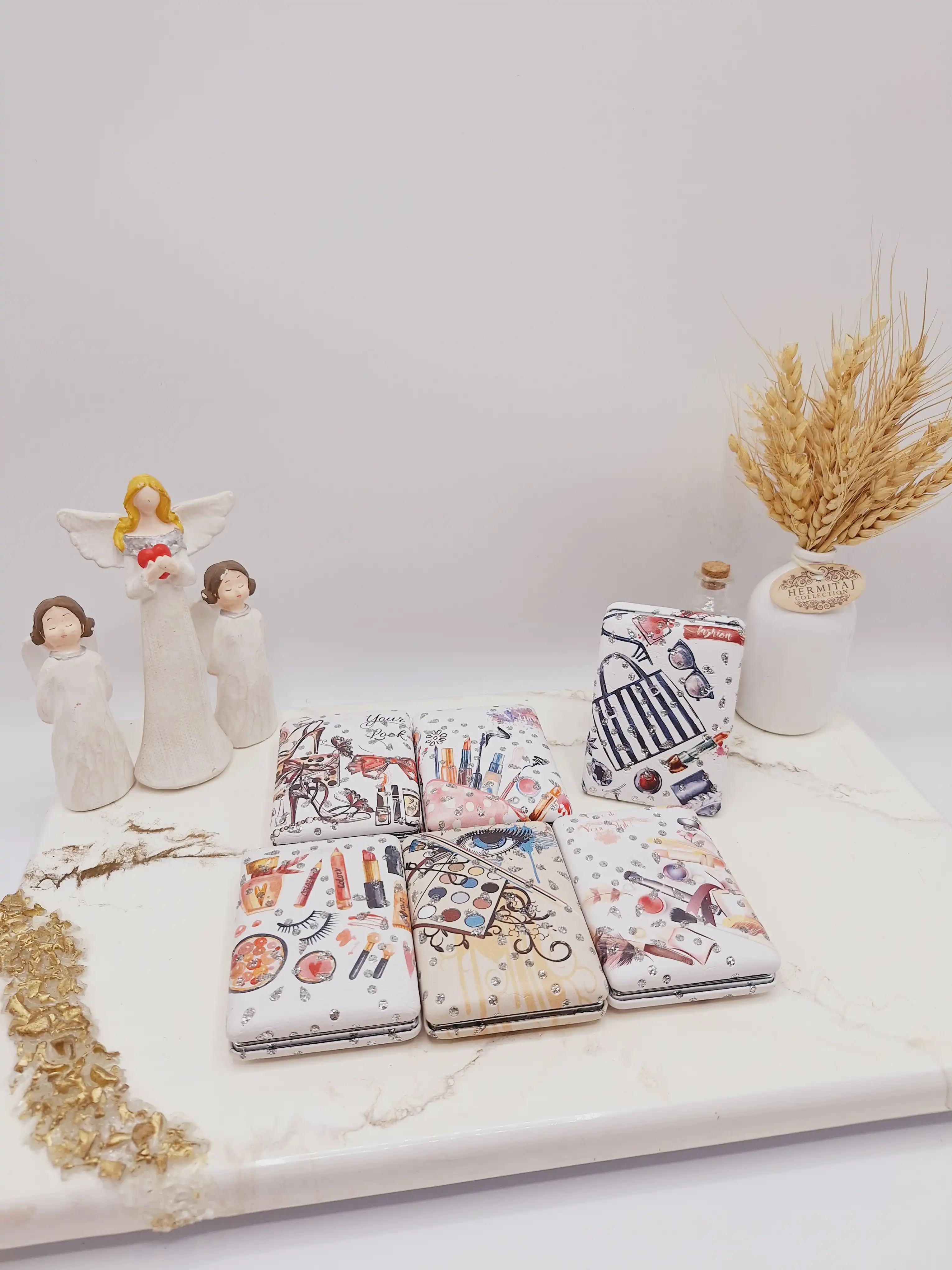 آینه دو طرفه جیبی طرح لوازم آرایش
